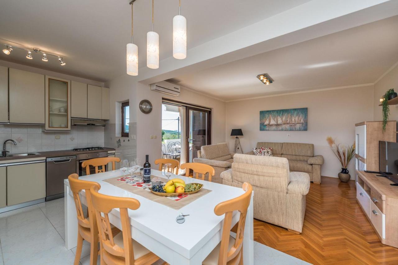 Stedi Apartment Lukoran Екстер'єр фото