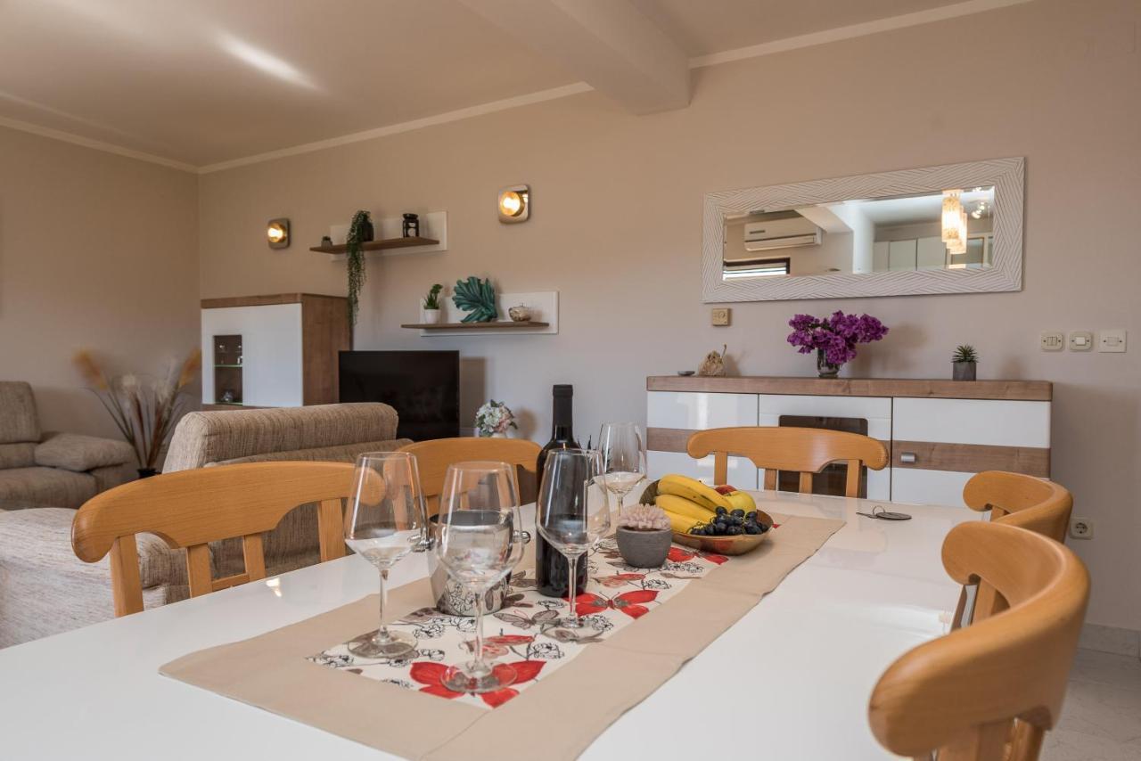 Stedi Apartment Lukoran Екстер'єр фото