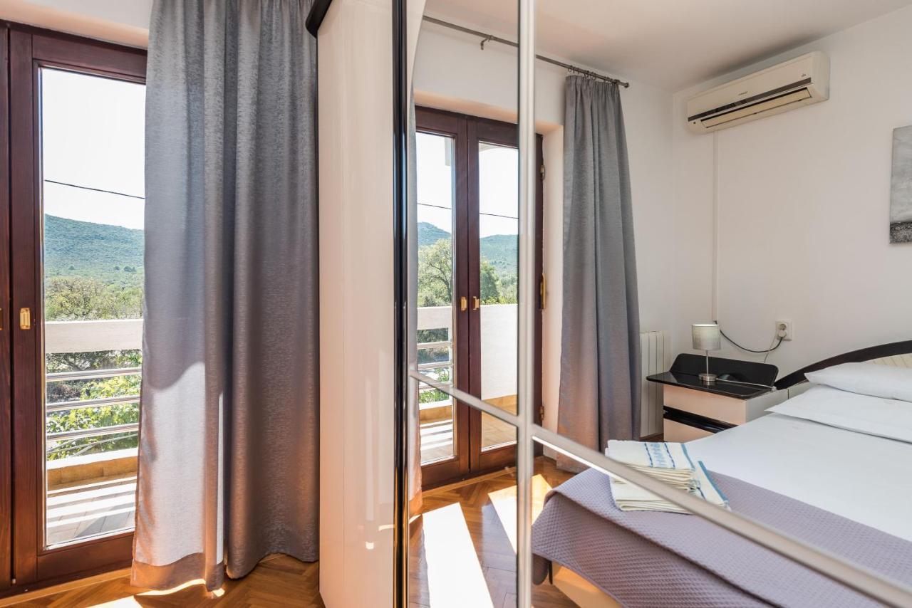 Stedi Apartment Lukoran Екстер'єр фото