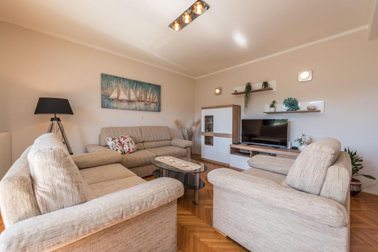 Stedi Apartment Lukoran Екстер'єр фото