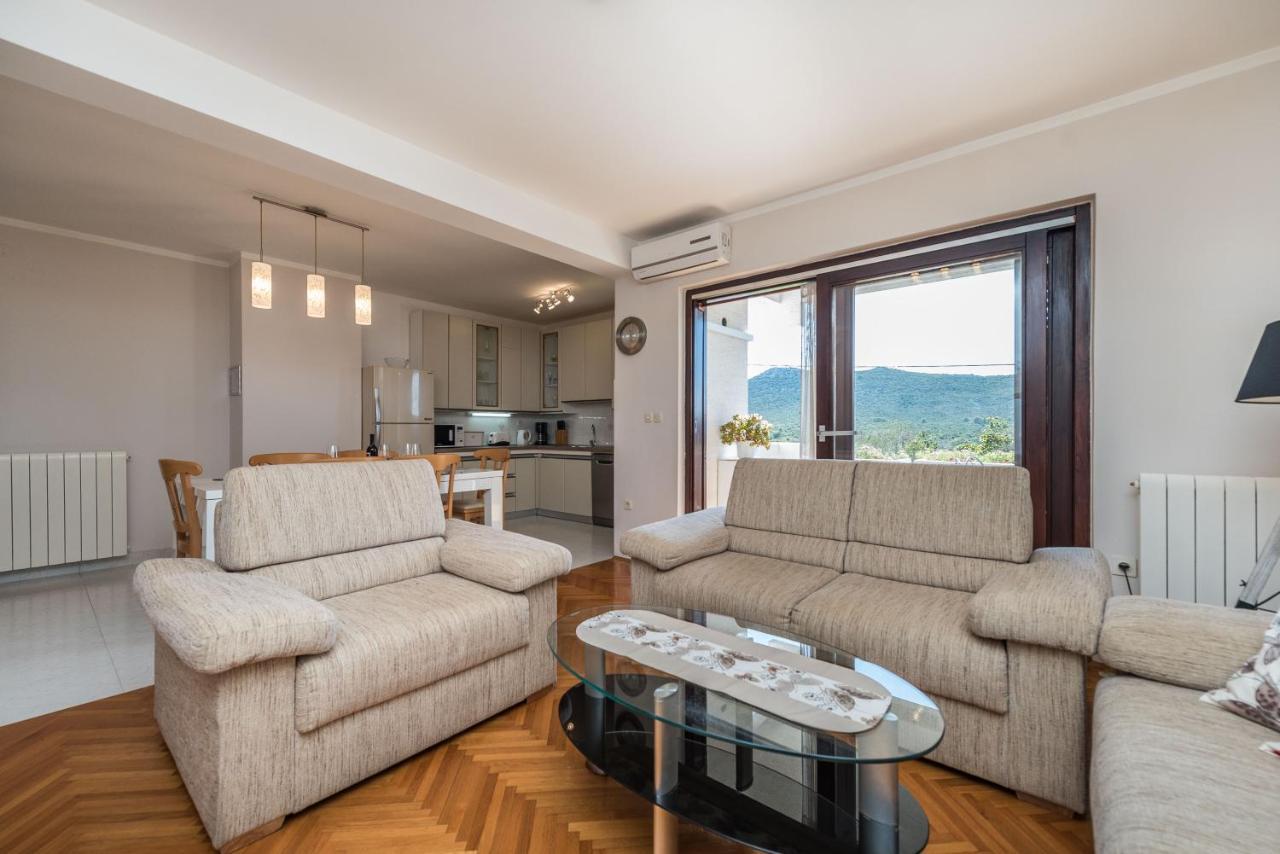 Stedi Apartment Lukoran Екстер'єр фото