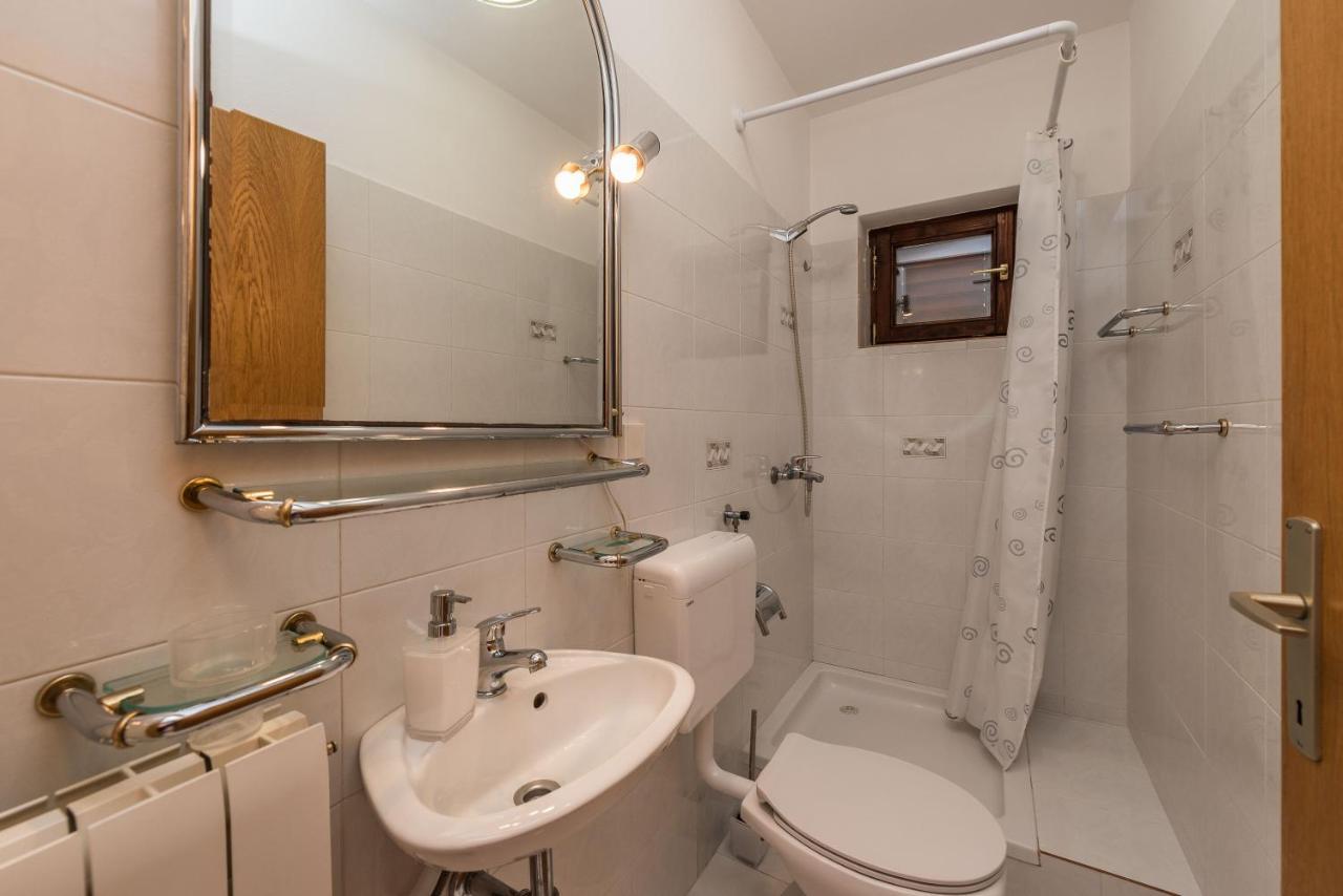 Stedi Apartment Lukoran Екстер'єр фото